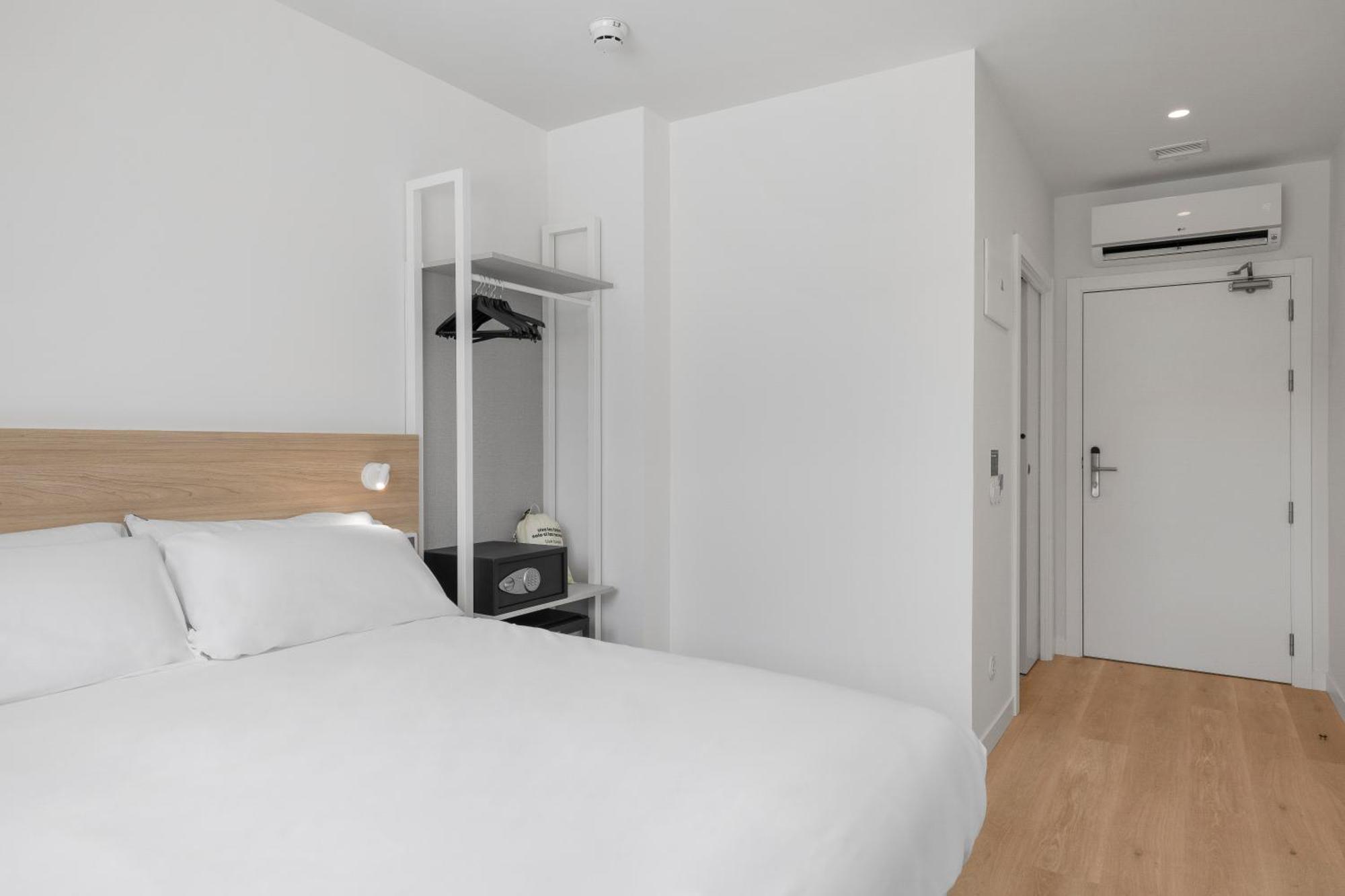 B&B Hotel Benidorm Финестрат Экстерьер фото
