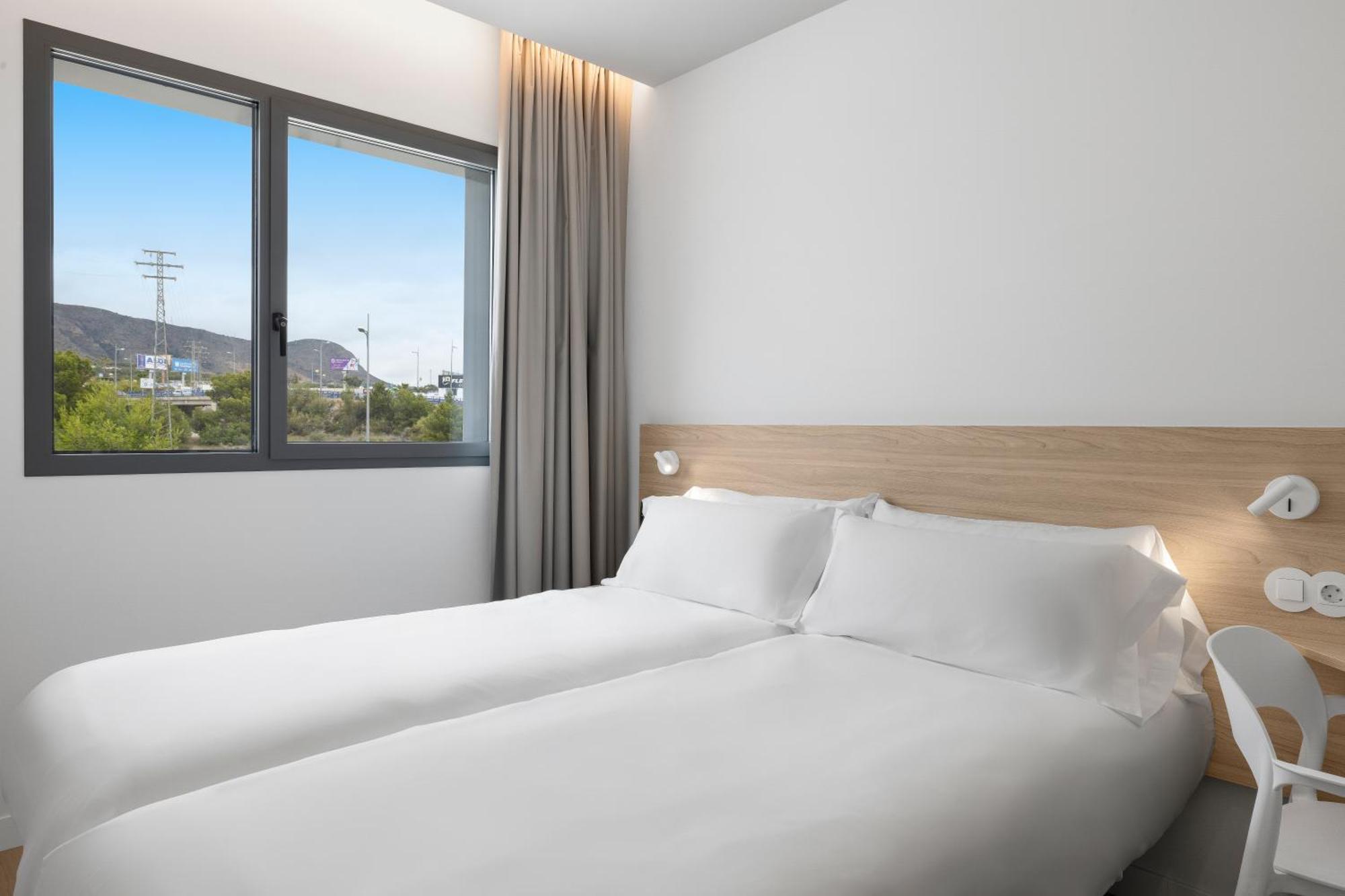 B&B Hotel Benidorm Финестрат Экстерьер фото